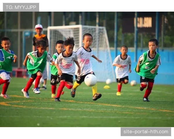 “意甲与教育部联合启动‘足球进校园’新项目，覆盖全国千所中小学”